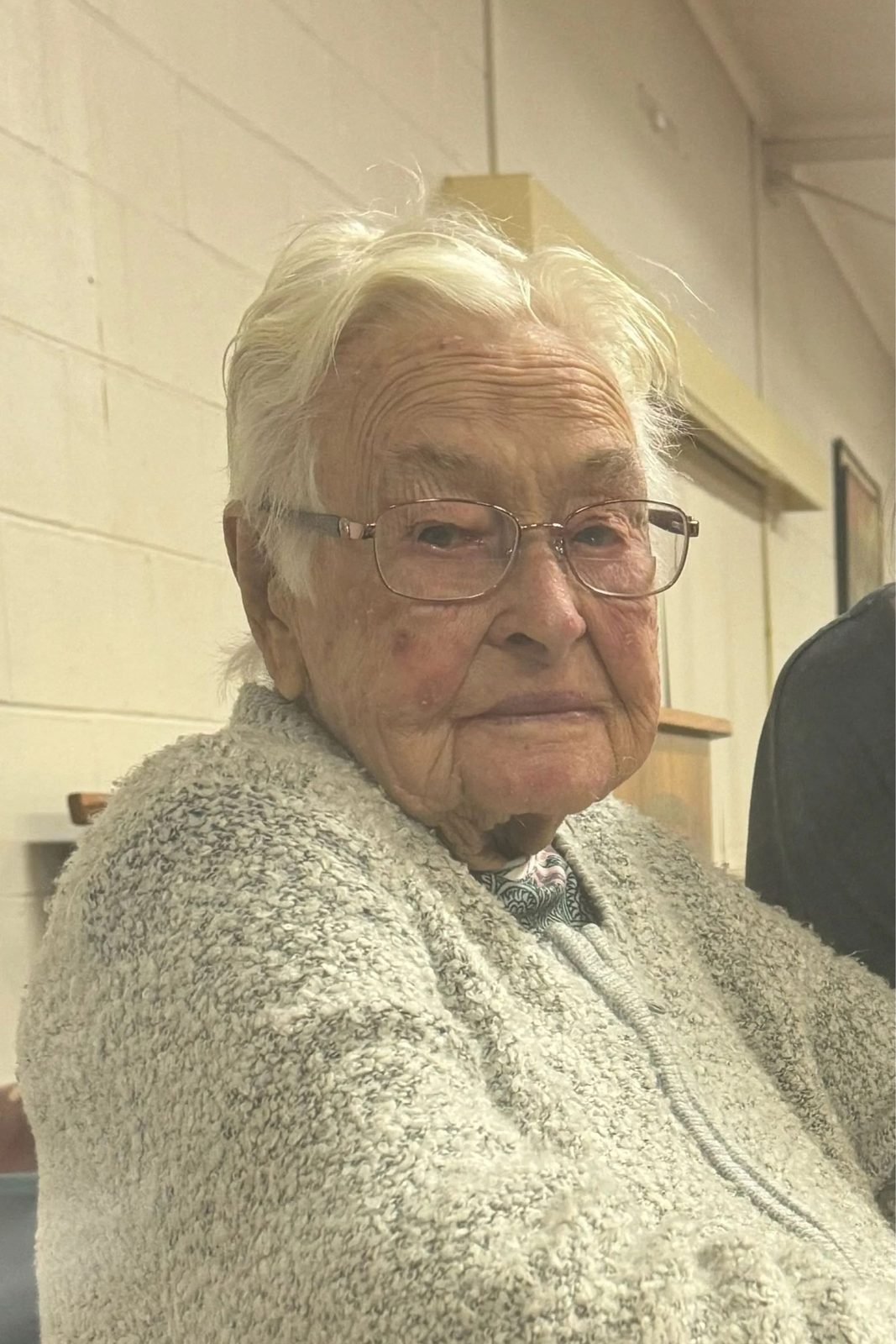 Memorial photo of Berdina Elizabeth Wardrop
