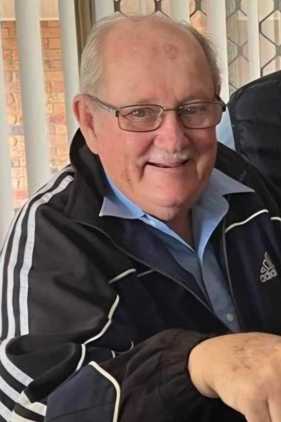 Memorial photo of John Albert Thompson