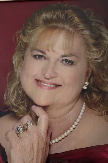 Memorial photo of Shirley Emily Young